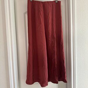 Aritzia Babaton Midi Skirt